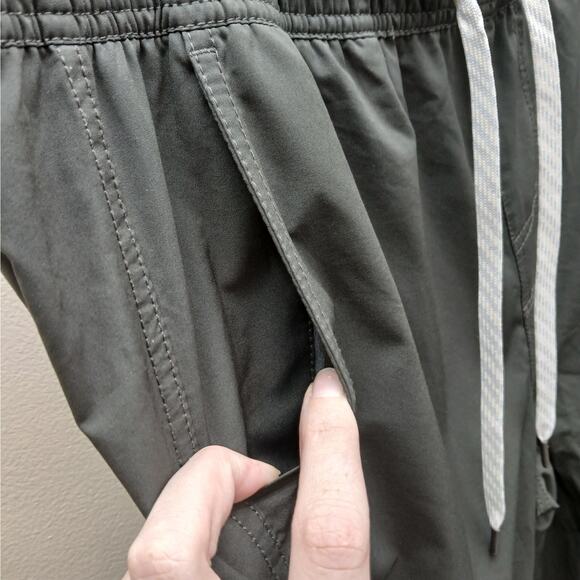 Vuori Kore Jogger Lined Drawstring Performance Athletic Jogger Pants Green SZ LG - Picture 7 of 10